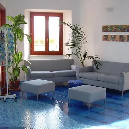 Bue Marino & Rooftop Bar