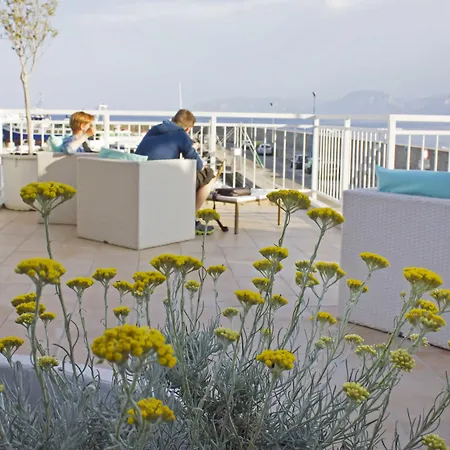 Hotel Bue Marino & Rooftop Bar