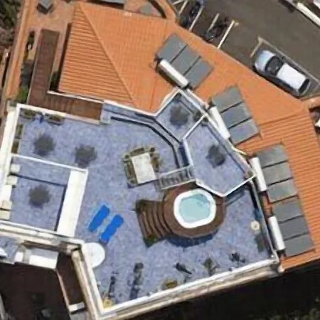 فندق Bue Marino & Rooftop Bar