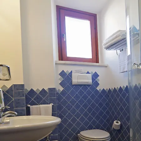 Bue Marino & Rooftop Bar