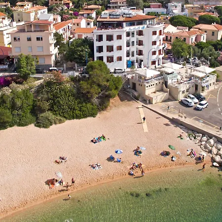Ξενοδοχείο Bue Marino & Rooftop Bar 3*