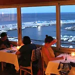 Bue Marino & Rooftop Bar 3*