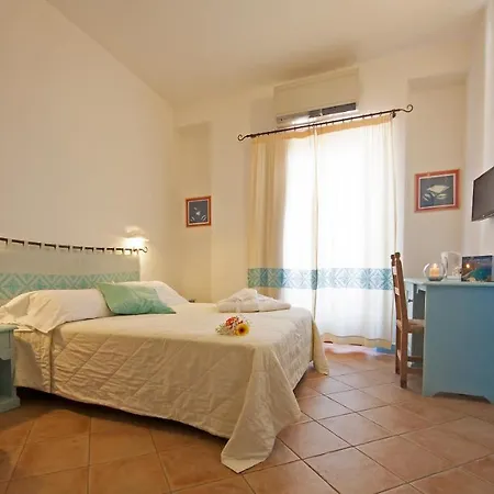 Bue Marino & Roof Lounge 3* Cala Gonone