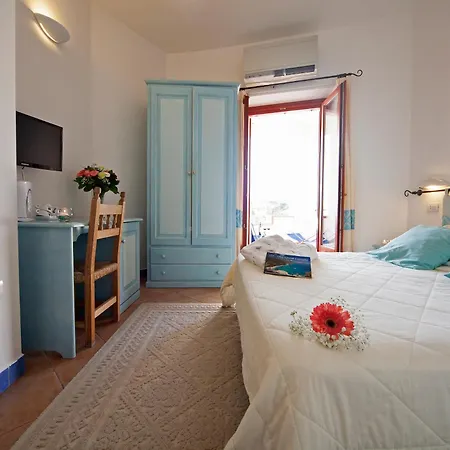 Hotel Bue Marino & Roof Lounge Cala Gonone