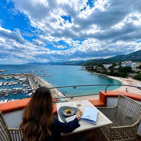 Bue Marino & Rooftop Bar Hotel