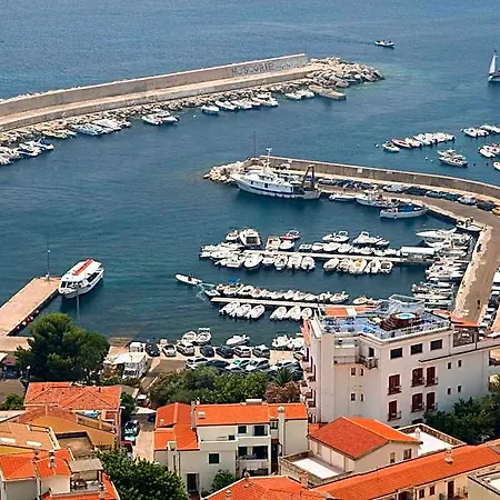 Bue Marino & Rooftop Bar Hotel Cala Gonone