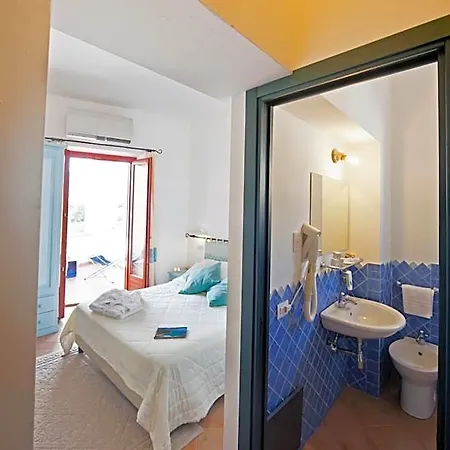 Hotel Bue Marino & Rooftop Bar 3*