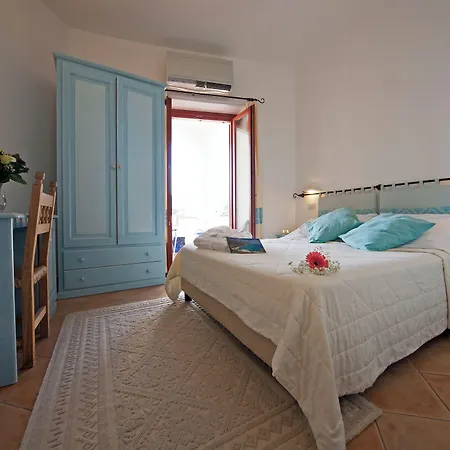 Bue Marino & Rooftop Bar Hotel Cala Gonone