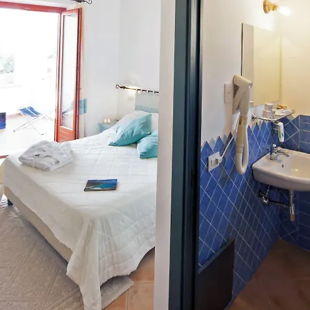 Bue Marino & Rooftop Bar 3* Cala Gonone