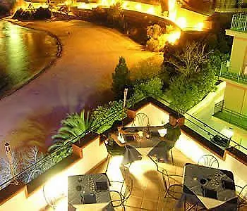 Bue Marino & Rooftop Bar 3*