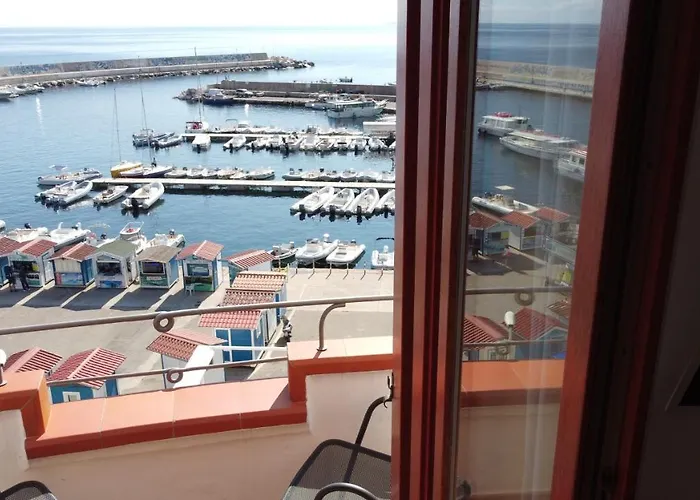 Bue Marino Hotel&rooftop Bar Hotel