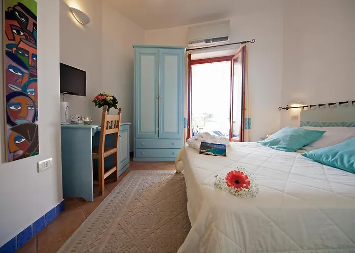 Hotel Bue Marino & Rooftop Bar Cala Gonone