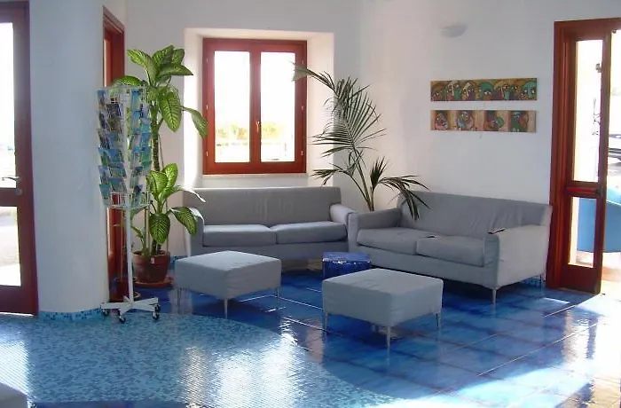 Bue Marino & Rooftop Bar