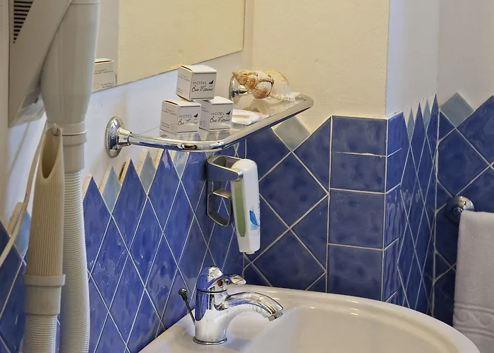 Bue Marino & Rooftop Bar 3*