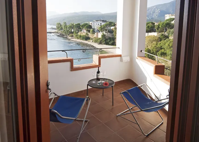 Bue Marino & Rooftop Bar Hotel